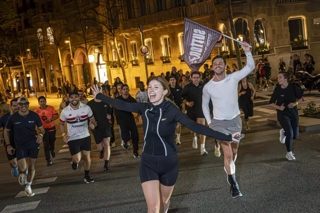 Barcelona corre… y luego baila: la noche en que 900 runners invadieron la discoteca Sutton